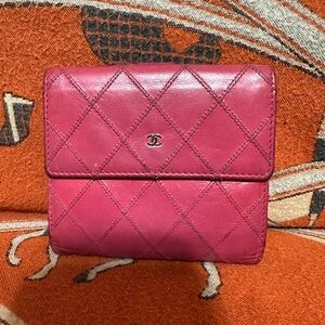 CHANEL❤️🌟13388067 PINK QUILTED SMALL WALLET ⭐️